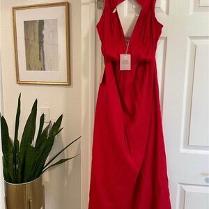 Elegant Red Sleeveless Dress